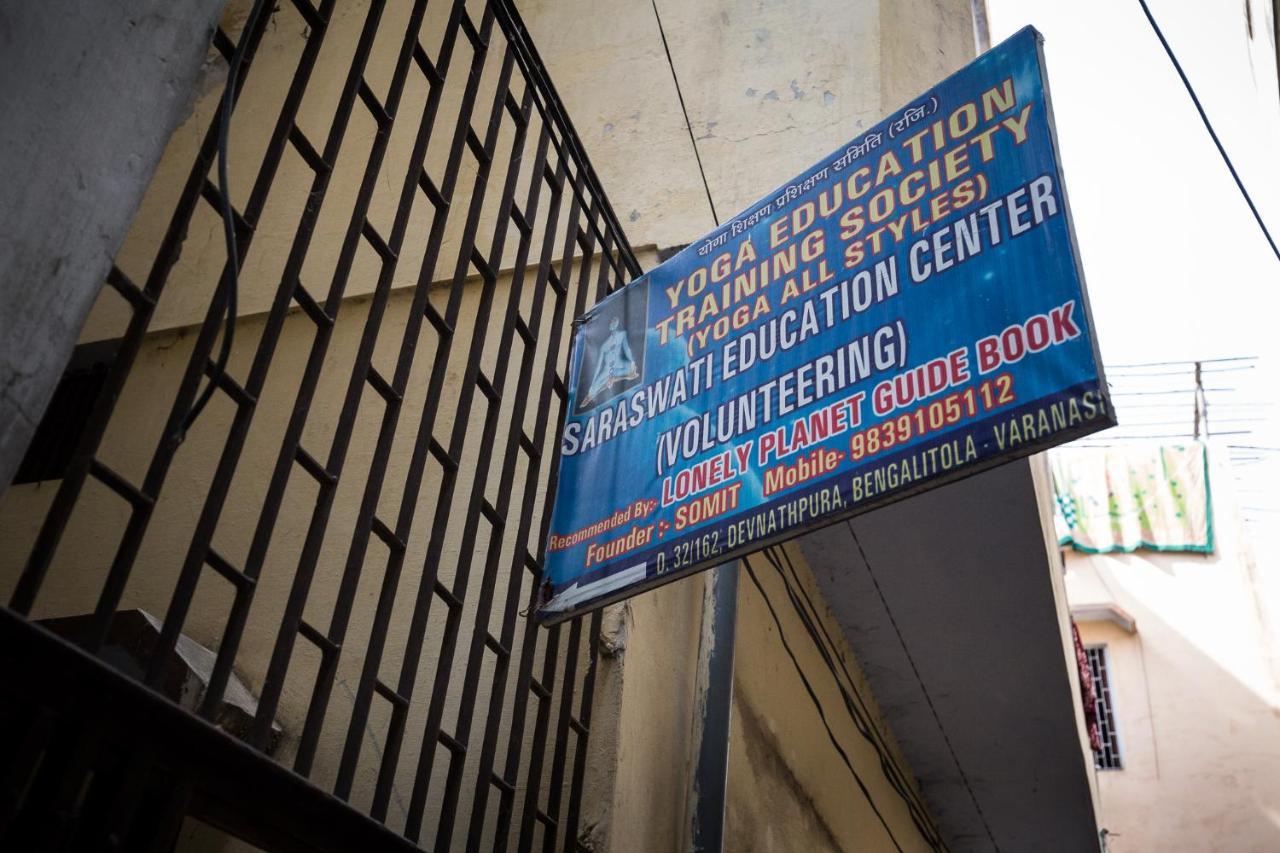 Somit Paying Guest House Varanasi Exteriör bild