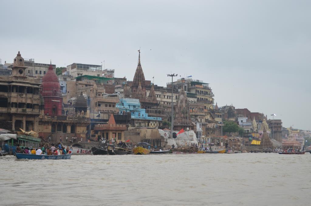 Somit Paying Guest House Varanasi Exteriör bild