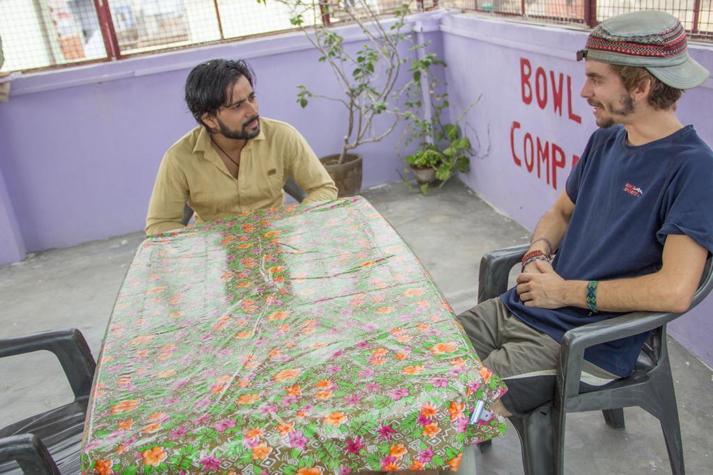 Somit Paying Guest House Varanasi Exteriör bild