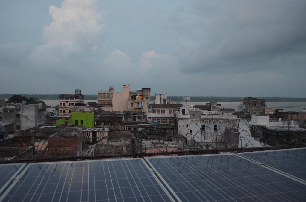 Somit Paying Guest House Varanasi Exteriör bild