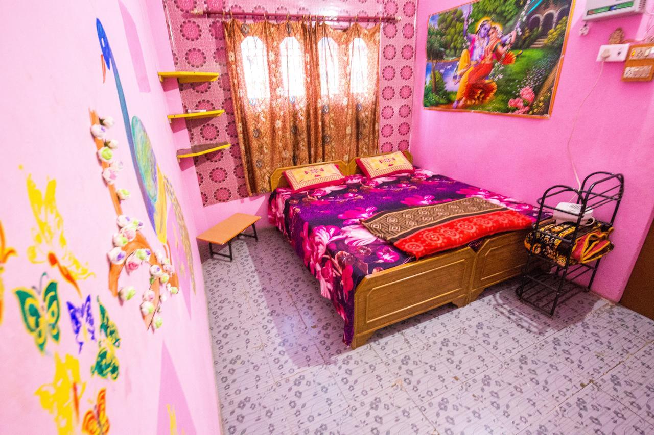 Somit Paying Guest House Varanasi Exteriör bild