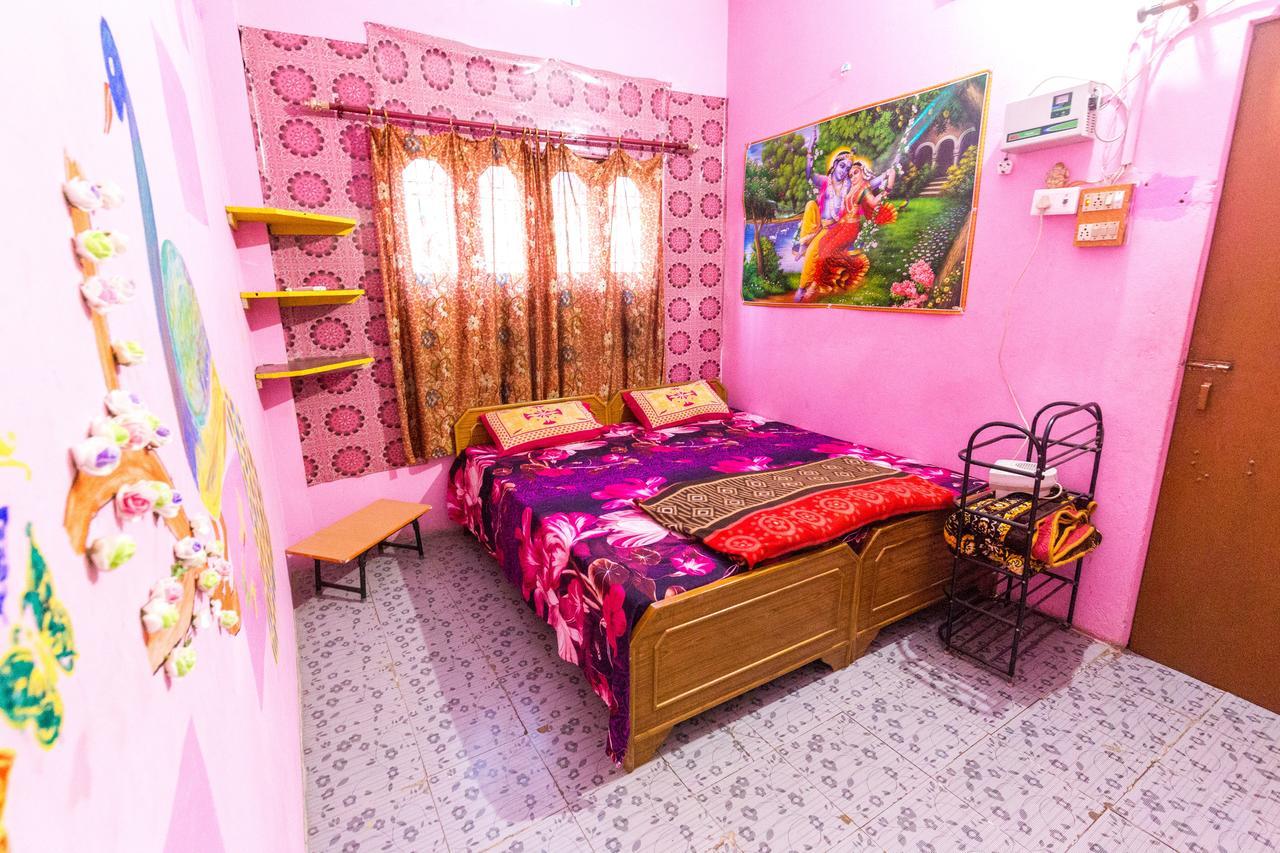 Somit Paying Guest House Varanasi Exteriör bild